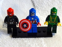Minifigs front