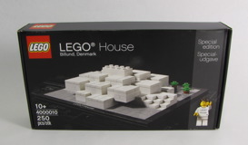 4000010 LEGO House Review 01