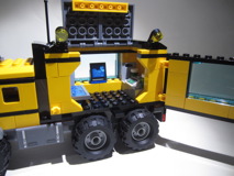 60160 Jungle Mobile Lab Review 19
