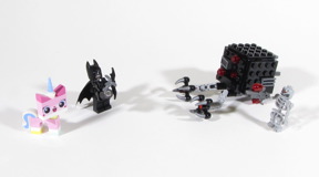 70817 Batman & Super Angry Kitty Attack Review 21