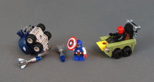 76065 Mighty Micros: Captain America vs. Red Skull Review 29