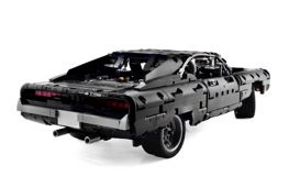 42111 Doms Dodge Charger Review 03