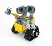 21303 WALL-E Review 14